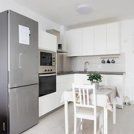 Live Tamonante Apartment *